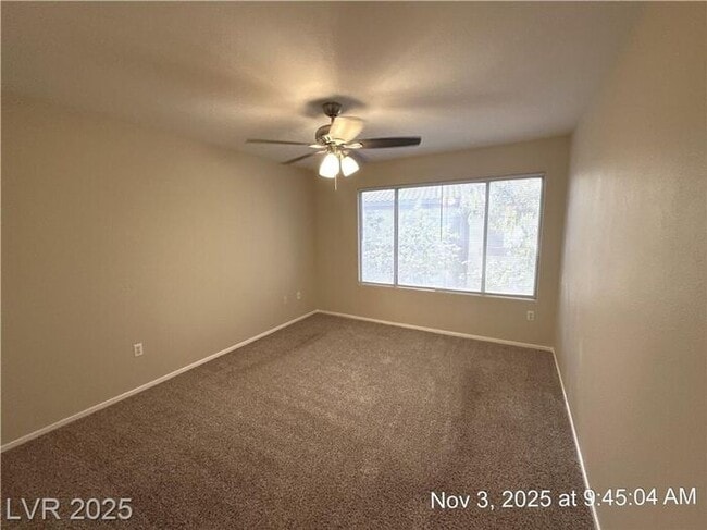 Building Photo - BRIGHT 2ND FLOOR UNIT IN SOUTHEAST GATED C...