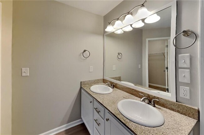 Building Photo - 5075 Cactus Cove Ln