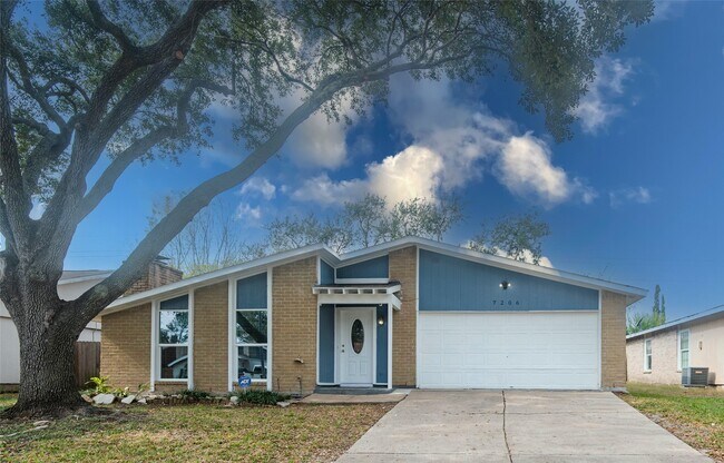 Building Photo - 7206 La Granada Dr