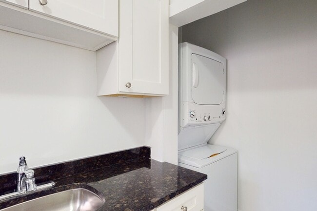 Floorplan - 5401-5403 S. Woodlawn Avenue