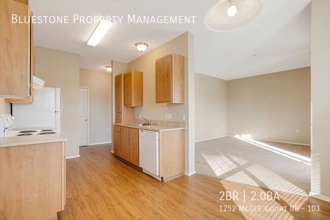 Building Photo - 1252 Mcgee Ct NE