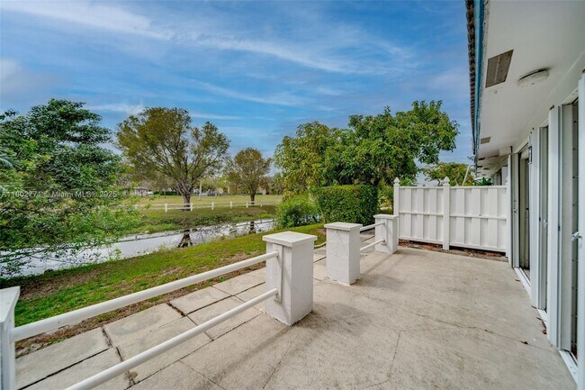 Building Photo - 11640 NW 39th St