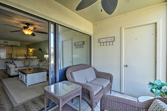 Building Photo - 6372 Palma Del Mar Blvd S
