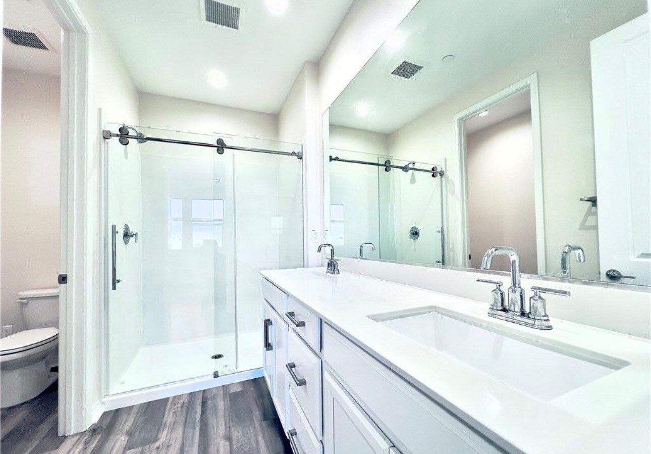 Building Photo - 110 Keeper