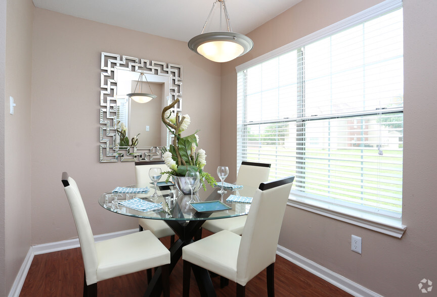 2 Bedroom Dining Room - Crossings at Cherry