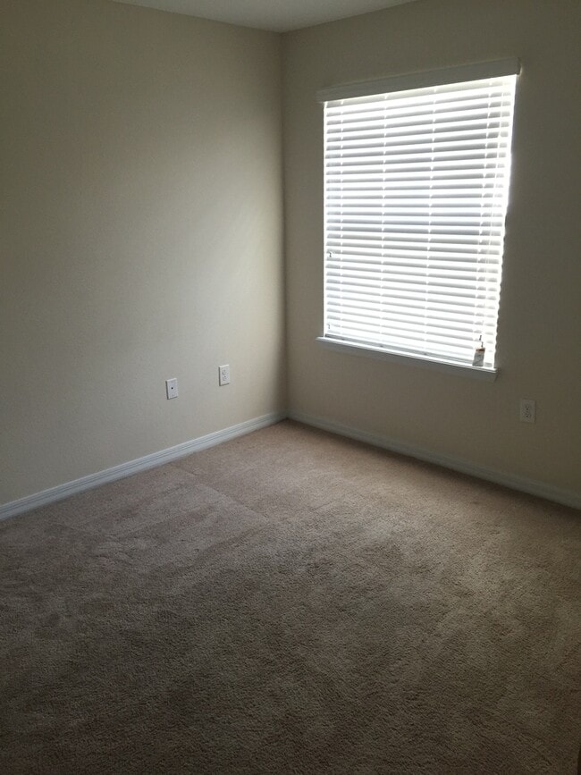 Building Photo - 5036 Matteo Trail