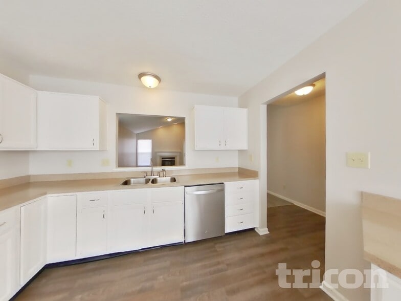 Building Photo - 6028 Hayford Ct