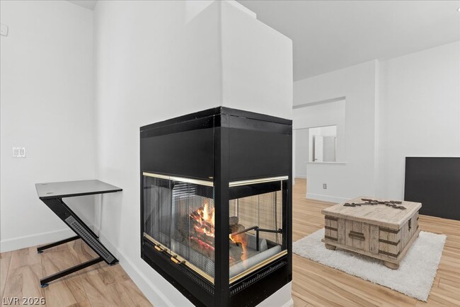 Building Photo - 2204 Trident Maple St