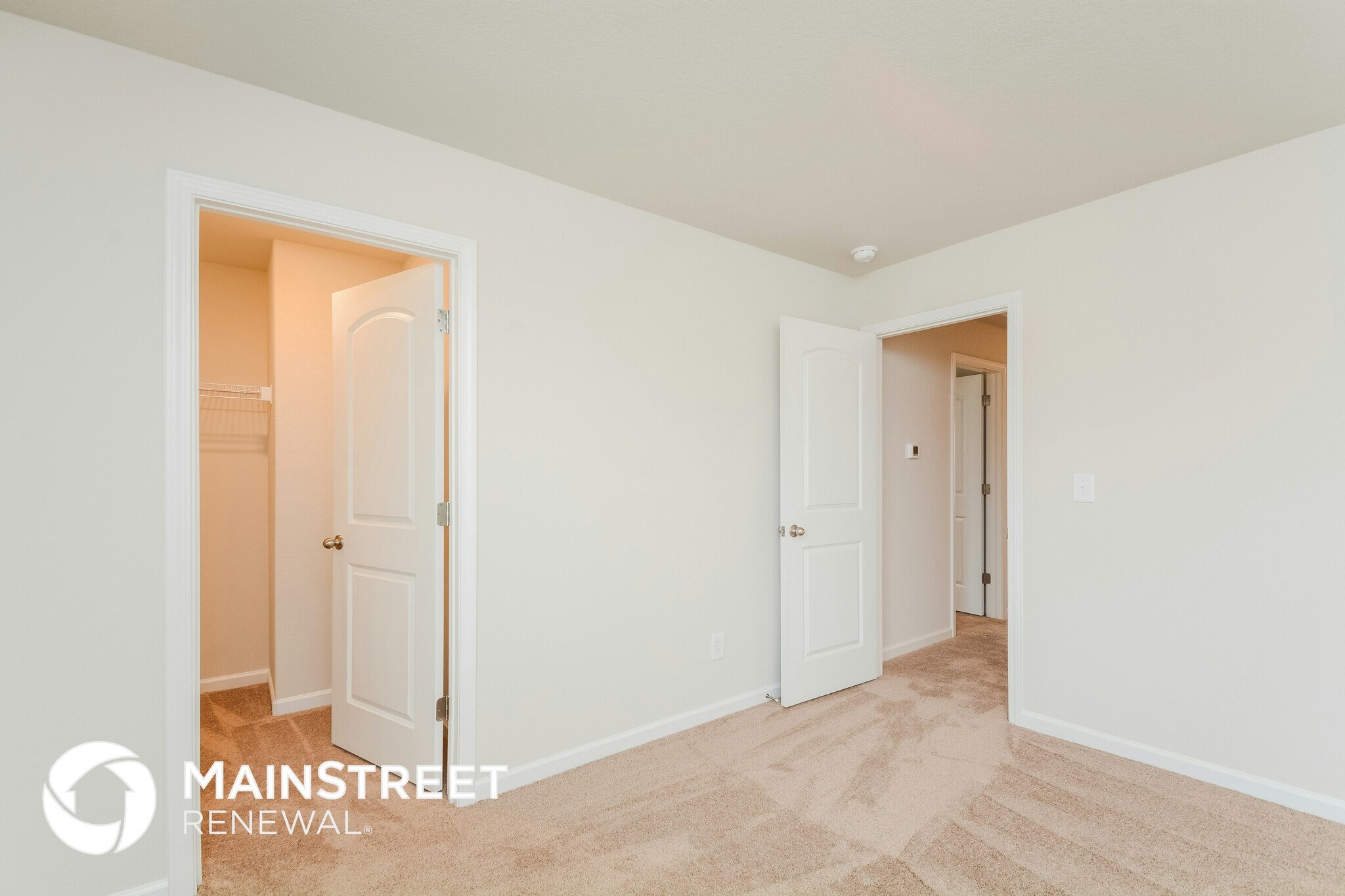 Building Photo - 497 Turning Lk Dr