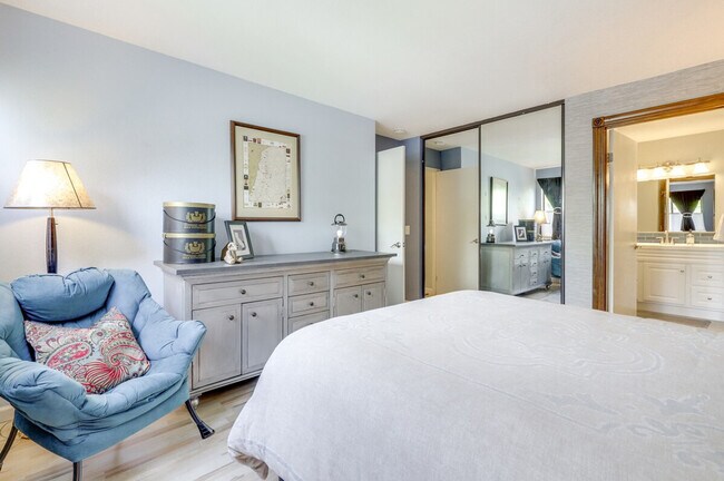 Building Photo - 440 Bernice Ln