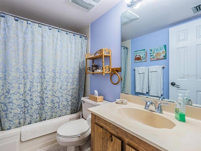 Building Photo - 6273 Bahia Del Mar Blvd S