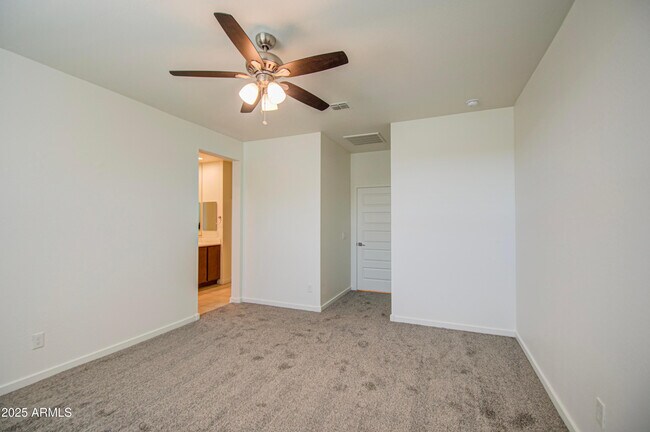 Building Photo - 36217 N Urika Dr