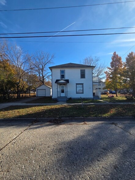 Primary Photo - 233 Delaware Ave