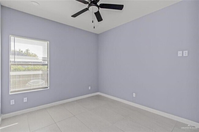 Building Photo - 1200 W Harrison Ave