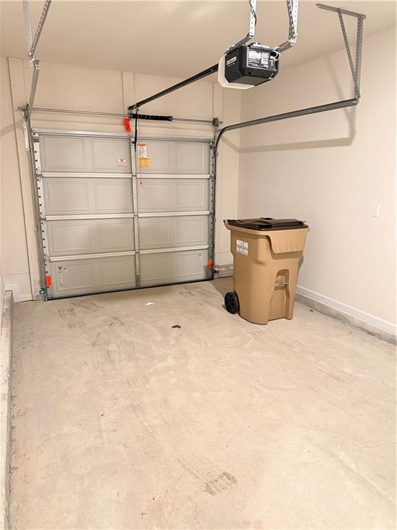 Building Photo - 129 Jaxton St