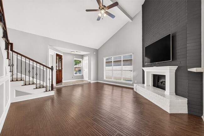 Building Photo - 6419 Paso Del Sol Dr