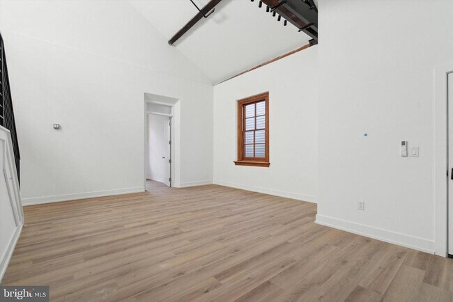 Building Photo - 808 N 3rd St