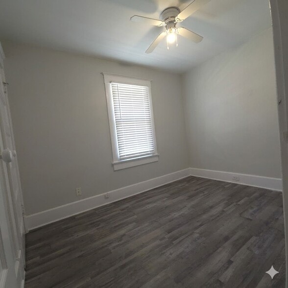 Building Photo - 3031 Boulevard Pl