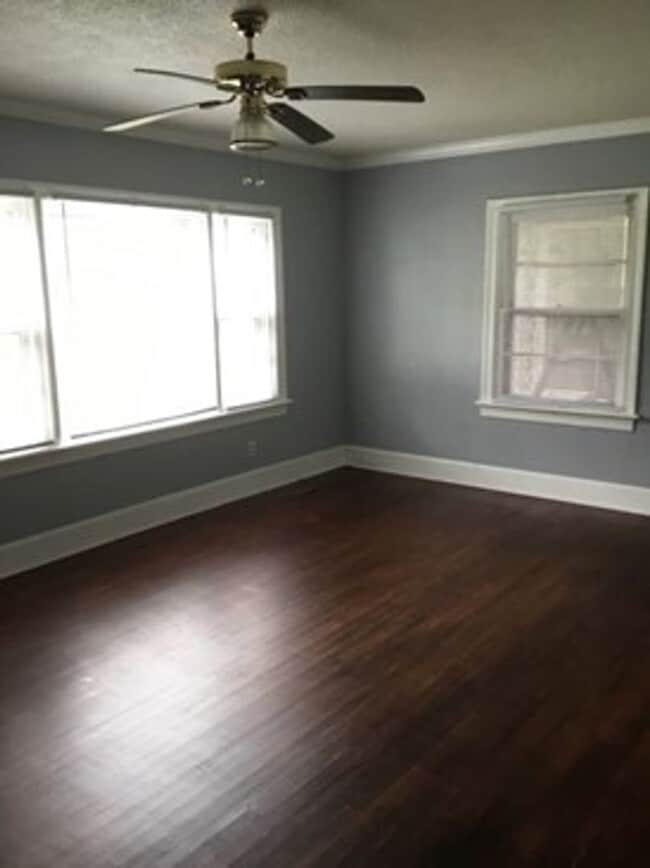 Building Photo - 3 Bed 1 Bath House in Washington