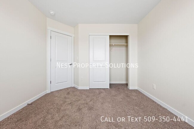 Building Photo - 1613 W Lee St