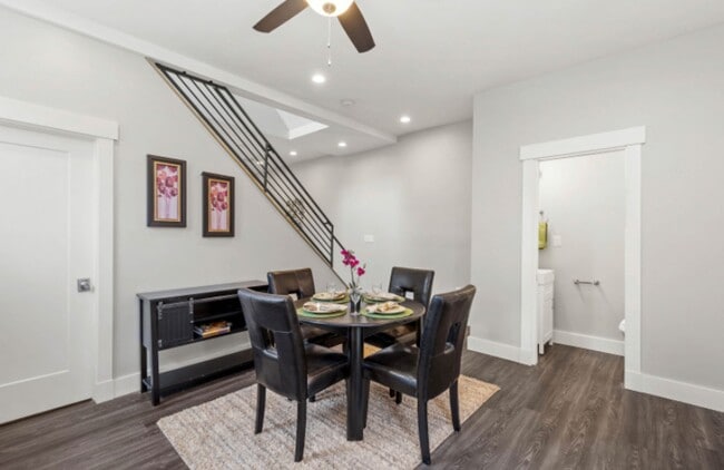 Building Photo - 3 Bedroom 1.5 Bath - Pittsburgh