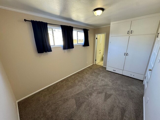 Building Photo - Charming 3 Bedroom, 1 Bath West Ventura Bungalow