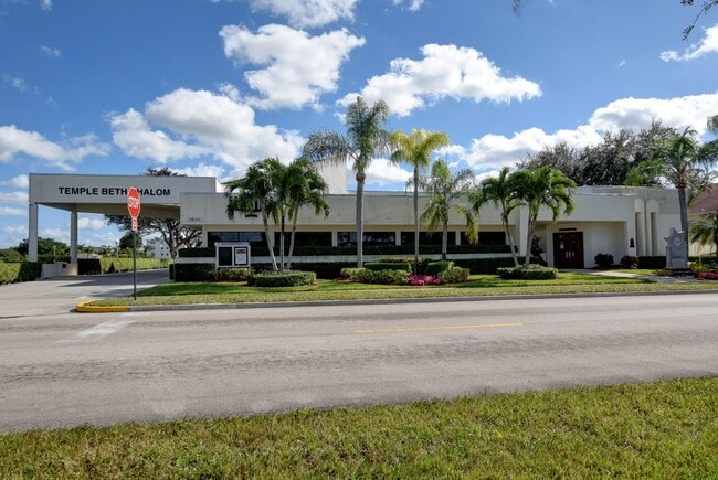 Building Photo - 4049 Wolverton C