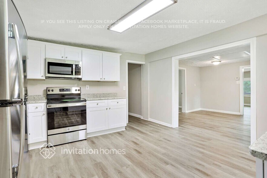 Building Photo - 547 Rustic Rd