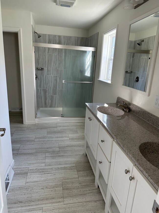 Building Photo - Immaculate 3 bedroom home in Boalsburg ava...