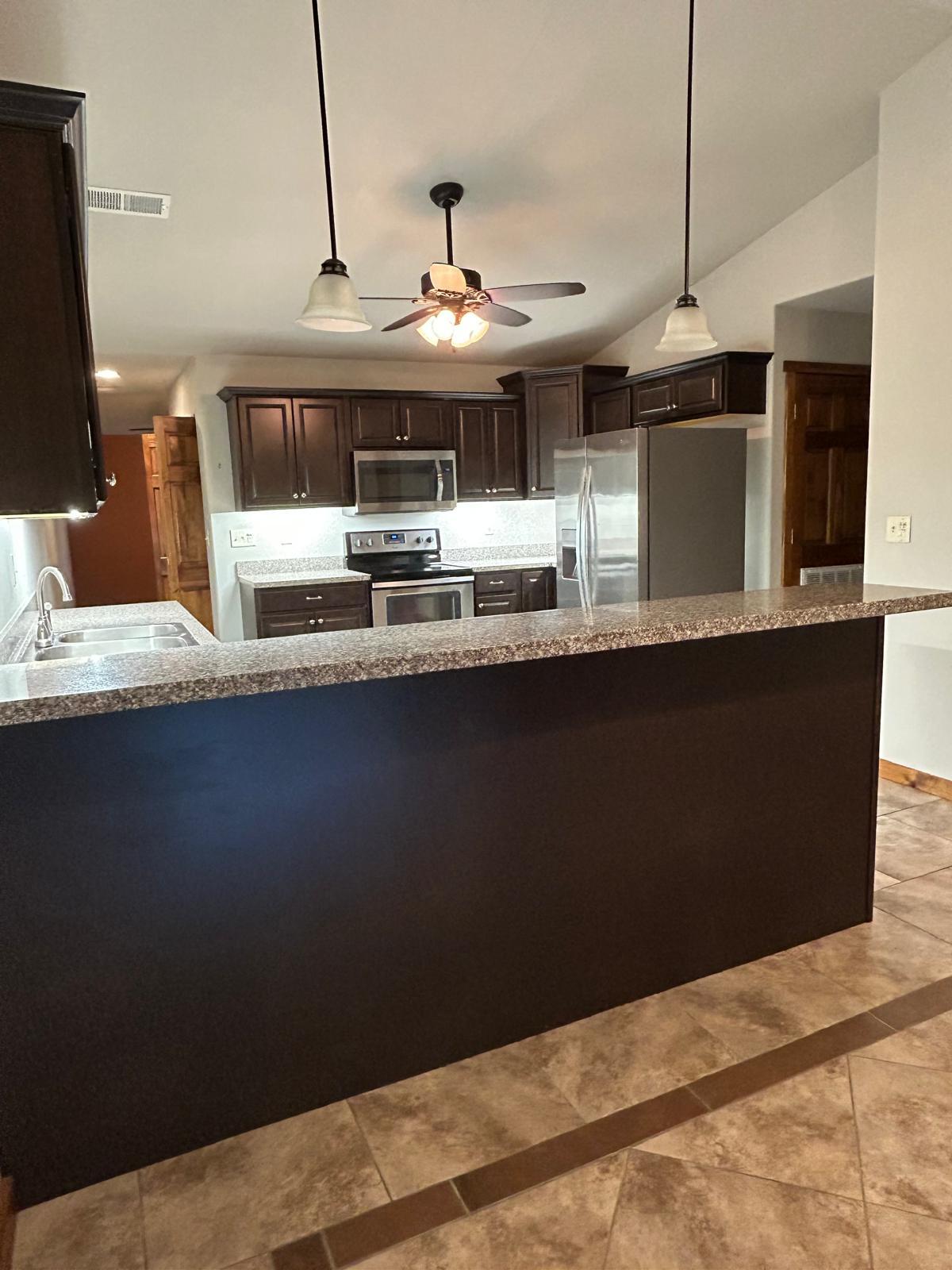 Building Photo - 105 Kula Ct