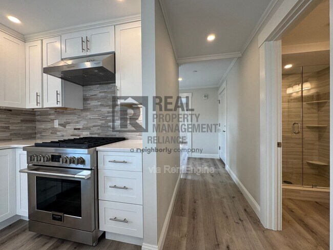 Building Photo - 150 Merrimac St