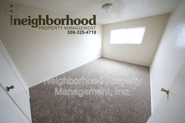 Building Photo - 1318 E San Ramon Ave