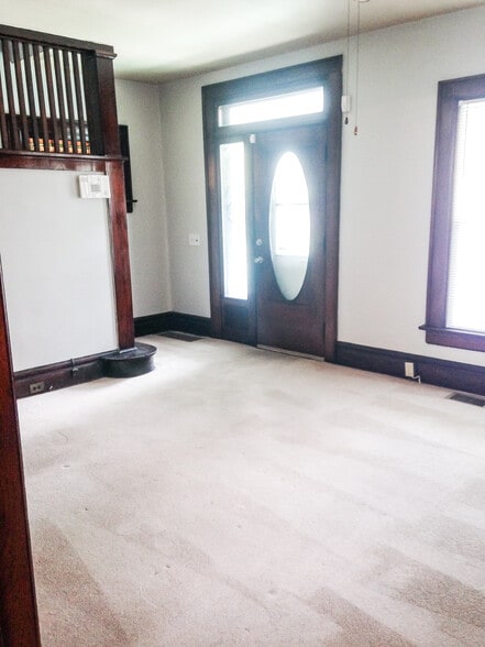 Living Room - 218 E Patterson Ave