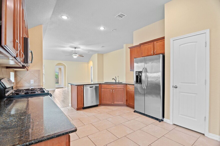 Building Photo - 14528 Prairie Pass