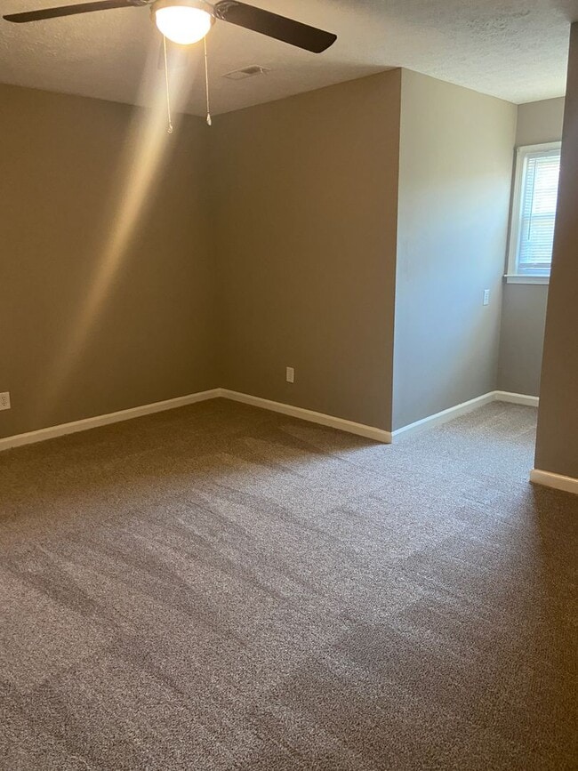 Building Photo - 2119 Grider Pond Rd