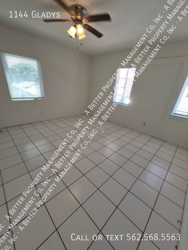 Building Photo - 1144 Gladys-