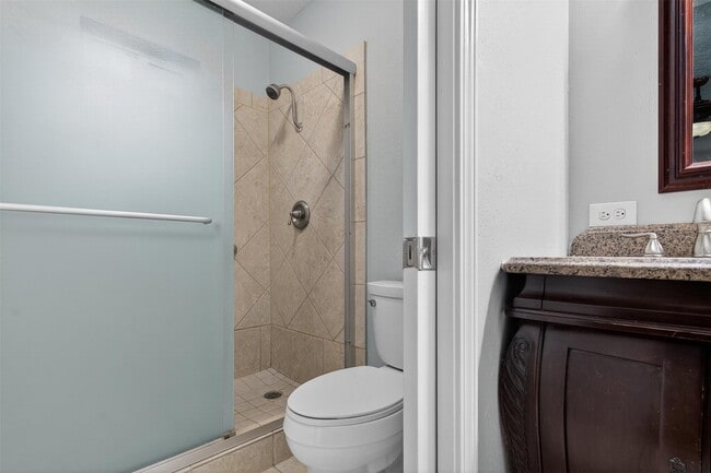 Building Photo - 9723 Halkirk St