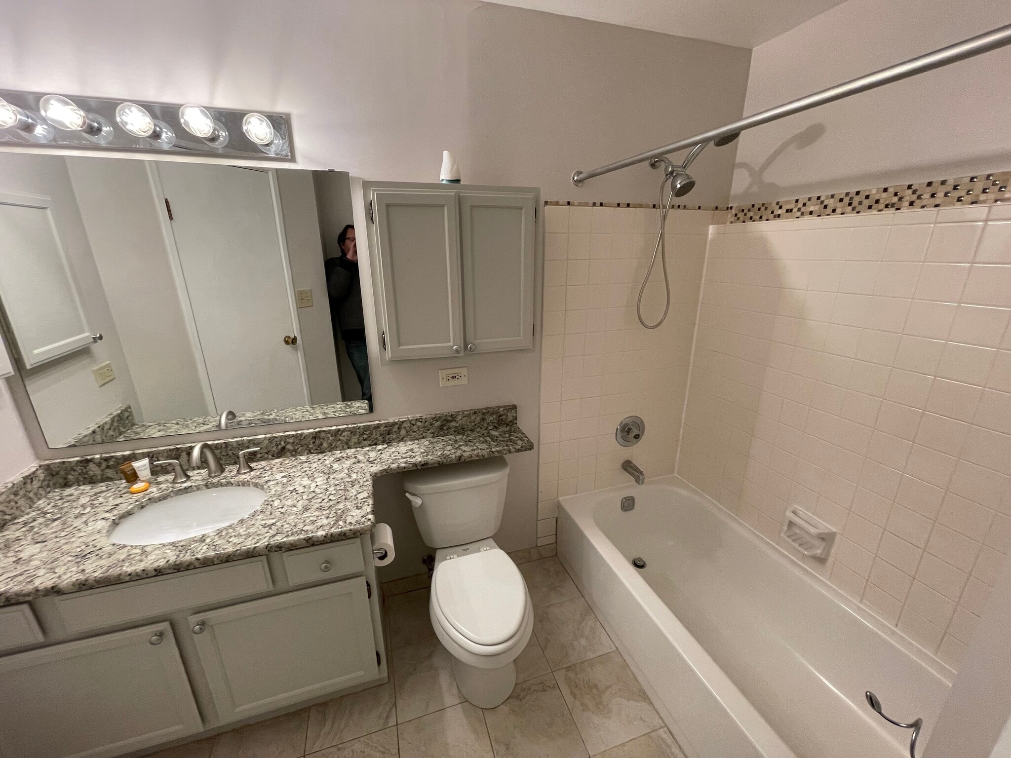 Building Photo - 1426 E Wyndham Cir