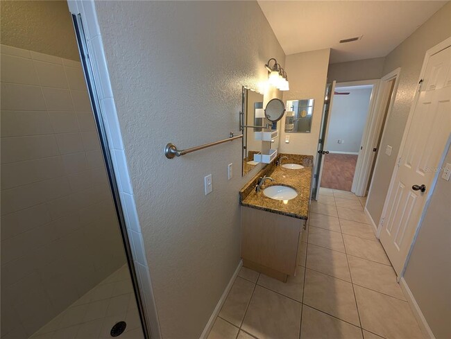Building Photo - 6212 Ashbury Palms Dr