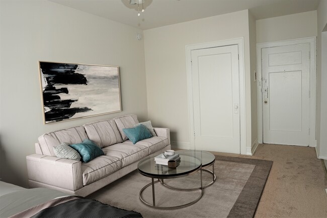 Building Photo - 4606 N. Hermitage