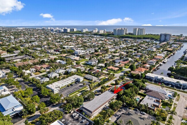 Building Photo - 660 Glouchester St