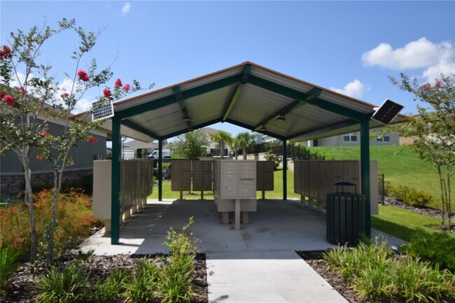 Building Photo - 5215 Mahogany Dr