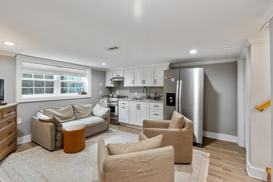 Building Photo - 507 Georgetown Rd NW