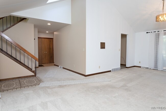 Building Photo - 265 Depew Ave