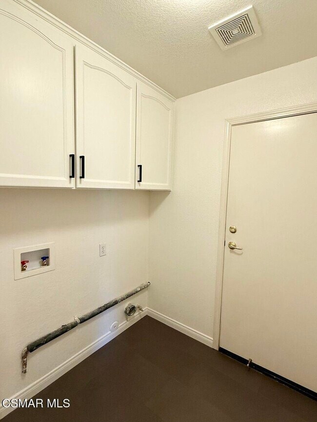 Building Photo - 2659 Capella Way