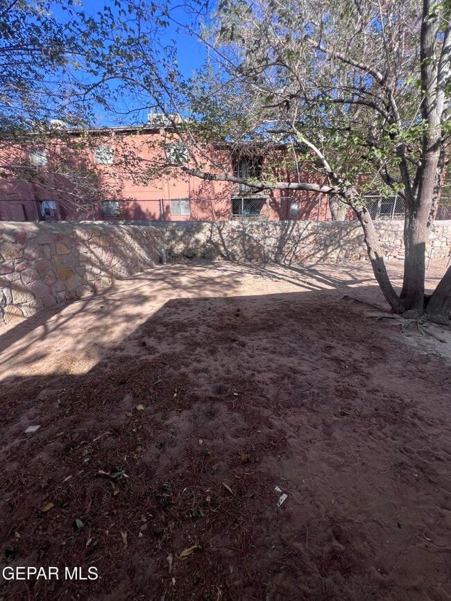 Building Photo - 11244 Wharf Cove Dr