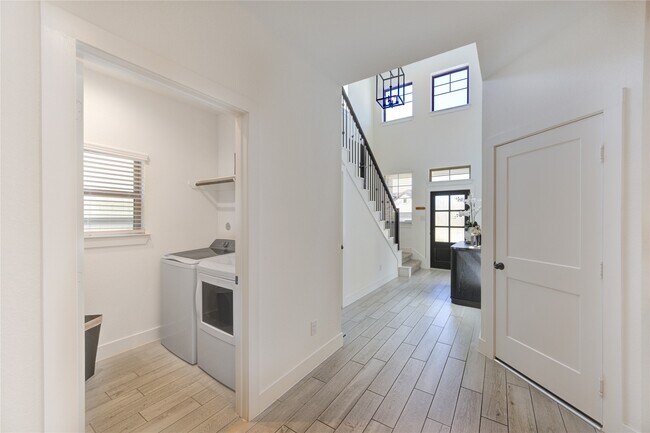 Building Photo - 10636 Wild Chives