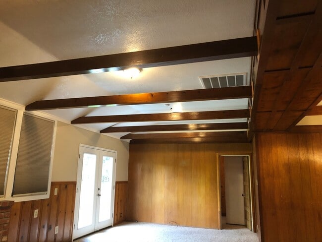 Building Photo - 1980 Sultana Dr