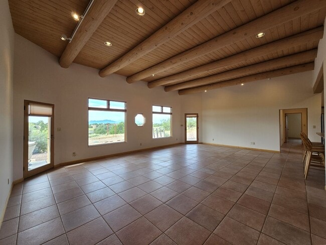 Building Photo - 74 Monte Alto Rd