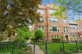 Building Photo - 2016.5 W Greenleaf Ave